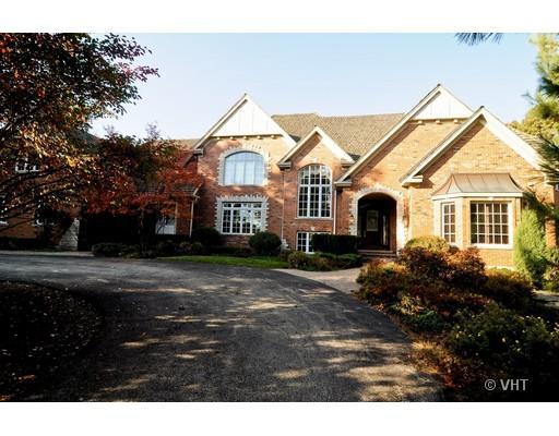 49 S Wynstone Dr., North Barrington, IL 60010