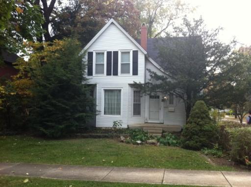 4800 Linscott Ave., Downers Grove, IL 60515