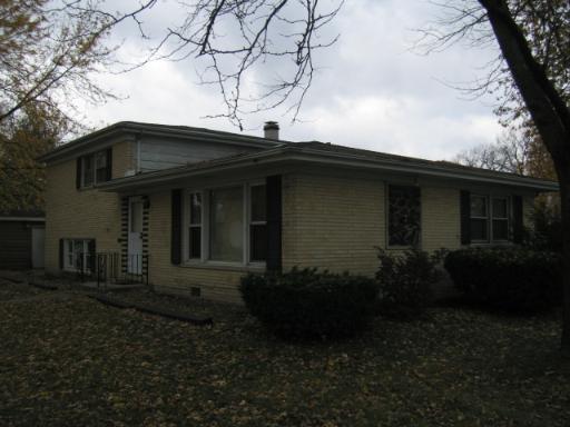 8940 S Parkside, Oak Lawn, IL 60453