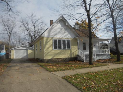 520 N 9th St., Dekalb, IL 60115