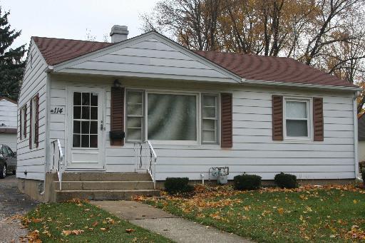 114 N Chase Ave., Bartlett, IL 60103