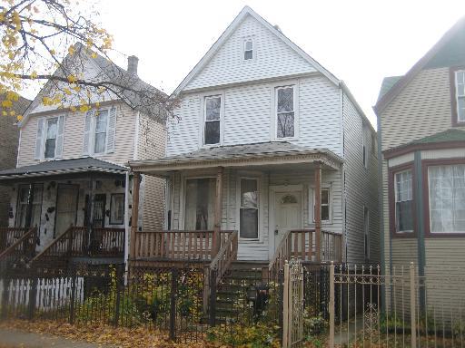 3745 W Lyndale St., Chicago, IL 60647