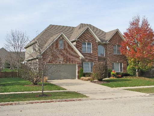 2640 Ginger Woods Dr., Aurora, IL 60502