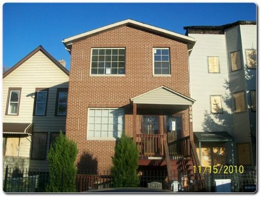 7049 S Dante Ave., Chicago, IL 60637