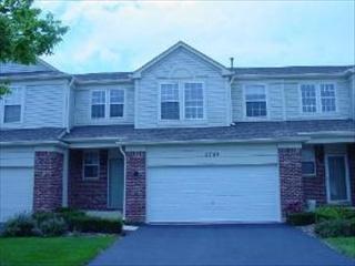 2704 Bay View Cir., Algonquin, IL 60102