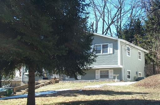 33046 N John Mogg Rd., Grayslake, IL 60030