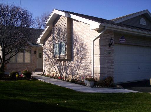 16106 Lake Villa Ave., Tinley Park, IL 60477