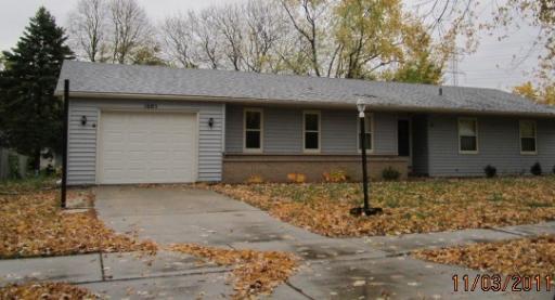 1685 Violet St., Aurora, IL 60505