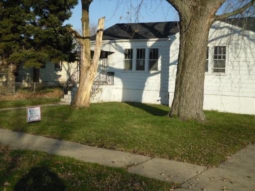 853 Buffalo Ave., Calumet City, IL 60409