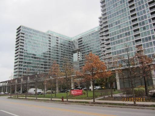 9655 Woods Dr. #1811, Skokie, IL 60077
