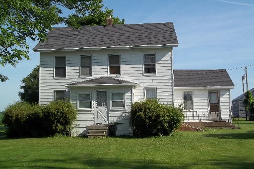 905 N 2401st Rd., Ottawa, IL 61350