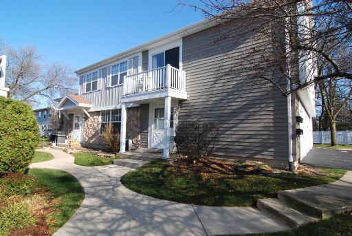 1474 Timber Tr. #D, Wheaton, IL 60189