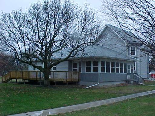 535 S Washington St., Sheffield, IL 61361