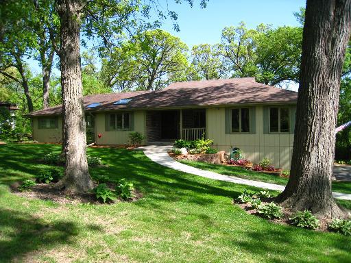 28W410 Mack Rd., West Chicago, IL 60185