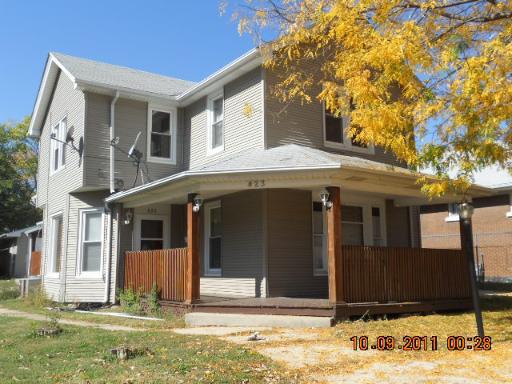 823 Elizabeth St., Joliet, IL 60435