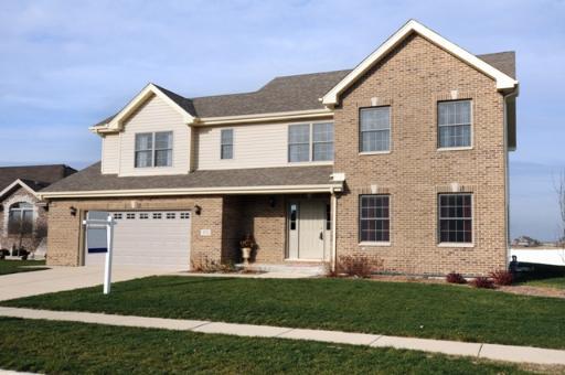 371 Highpoint Cir., Bourbonnais, IL 60914
