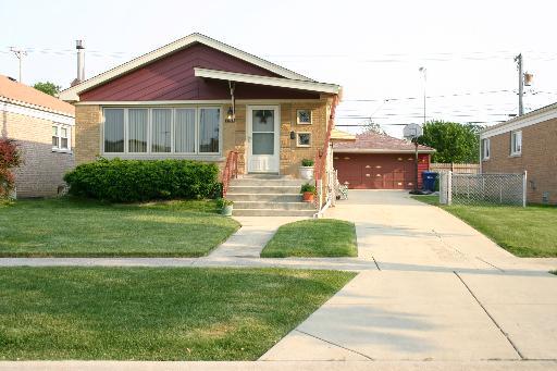 5025 Lamb Dr., Oak Lawn, IL 60453