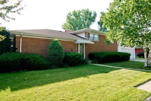 3800 Fitch Ave., Lincolnwood, IL 60712