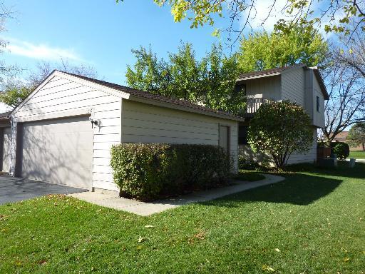 826 Hughes Pl., Vernon Hills, IL 60061