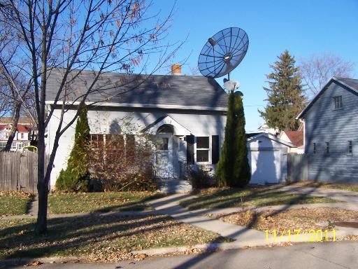 112 E 3rd St., Belvidere, IL 61008
