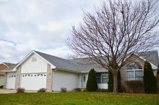 722 Greglynn Dr., Machesney Park, IL 61115