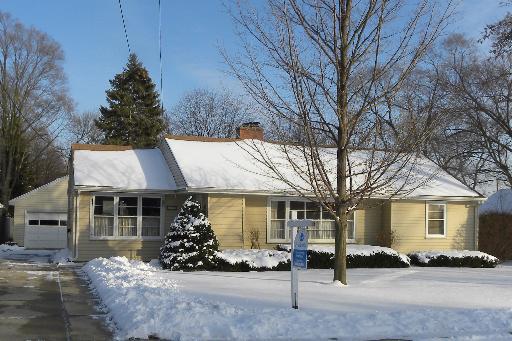 625 Prospect Ave., Barrington, IL 60010
