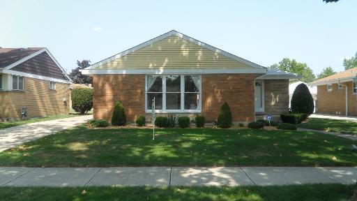 10826 Hastings St., Westchester, IL 60154
