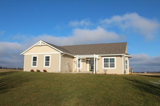 393 University Dr., Rockford, IL 61107