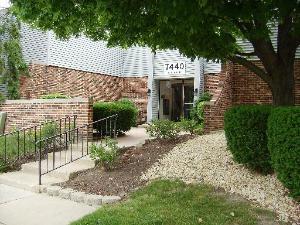 7440 Grand Ave. #201, Downers Grove, IL 60515