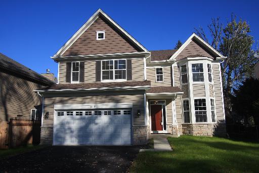 1112 Oxford St., Downers Grove, IL 60516