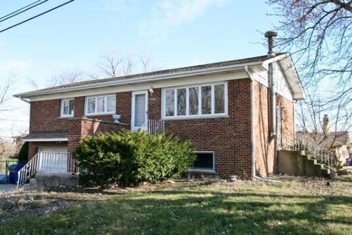 8050 W 91st Pl., Hickory Hills, IL 60457