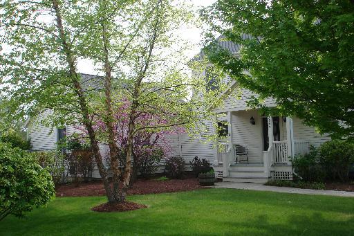 1581 Amos Bennet St., Grayslake, IL 60030