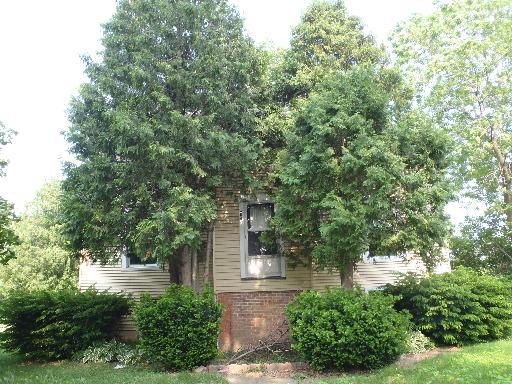 200 S Viking Vie, Lee, IL 60530