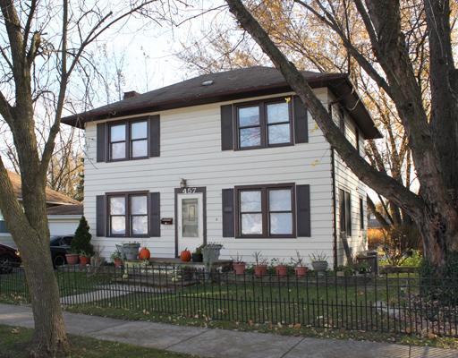 457 Ashland Ave., Aurora, IL 60505