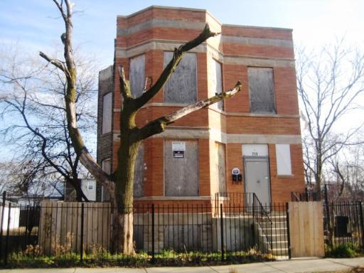 715 N Harding Ave., Chicago, IL 60623