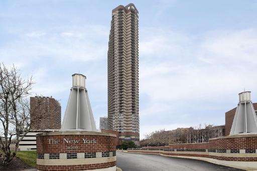 3660 N Lake Shore Dr. #1408, Chicago, IL 60613