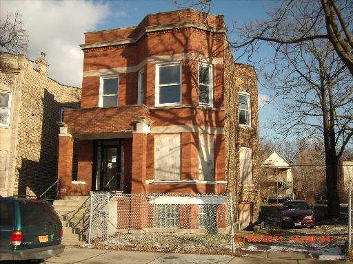 6137 S Racine Ave., Chicago, IL 60636