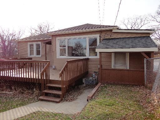 5202 Woodrow Ave., McHenry, IL 60050