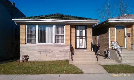 4328 W Walton St., Chicago, IL 60651