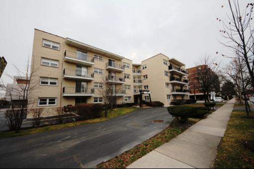 5200 Galitz St. #102, Skokie, IL 60077