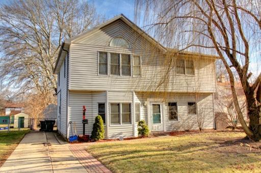 163 California Ave., Mundelein, IL 60060