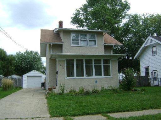 1907 Carney Ave., Rockford, IL 61103