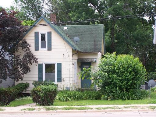 1721 Charles St., Rockford, IL 61104