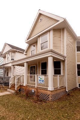 8233 S East End Ave., Chicago, IL 60617