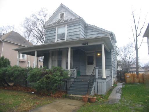 424 S La Grange Ave., La Grange, IL 60525