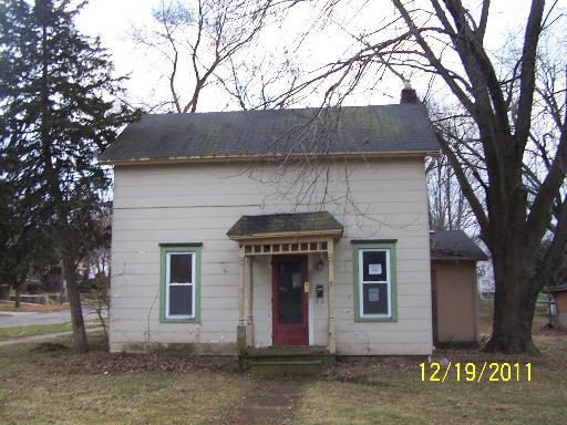 1345 Jackson St., Rockford, IL 61107
