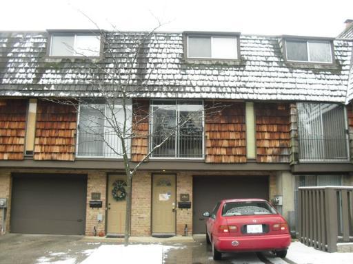 458 Lageschulte St., Barrington, IL 60010