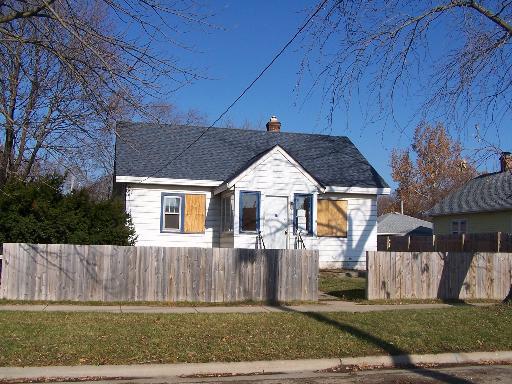 2020 20th Ave., Rockford, IL 61104