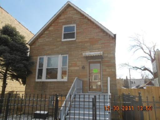 4221 W Kamerling Ave., Chicago, IL 60651