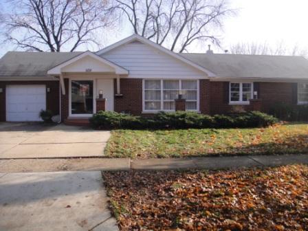 939 S Kensington Ave., La Grange, IL 60525